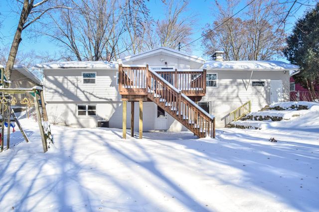 7607 53rd Avenue N, New Hope, MN 55428