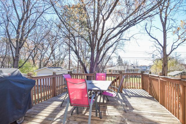 7607 53rd Avenue N, New Hope, MN 55428