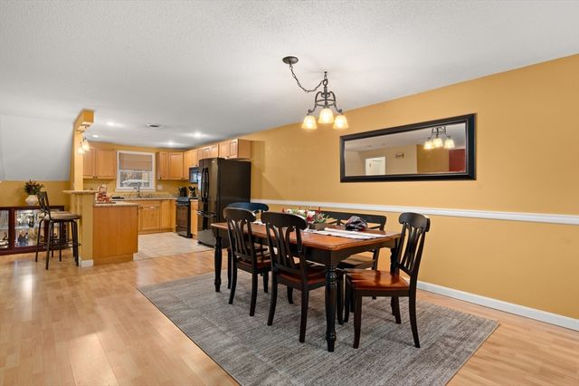 25 Shea 8, Dracut, MA 01826