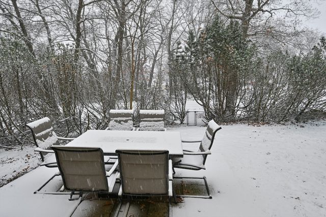 25 Shea 8, Dracut, MA 01826