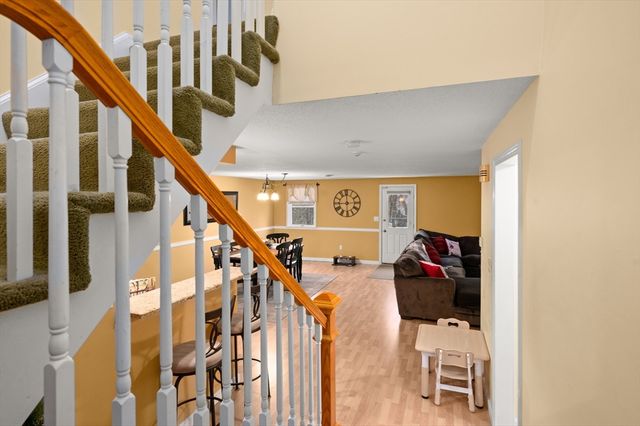 25 Shea 8, Dracut, MA 01826