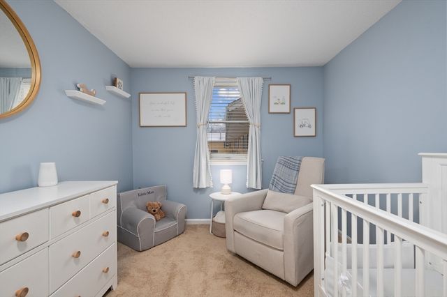 25 Shea 8, Dracut, MA 01826