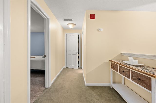 25 Shea 8, Dracut, MA 01826