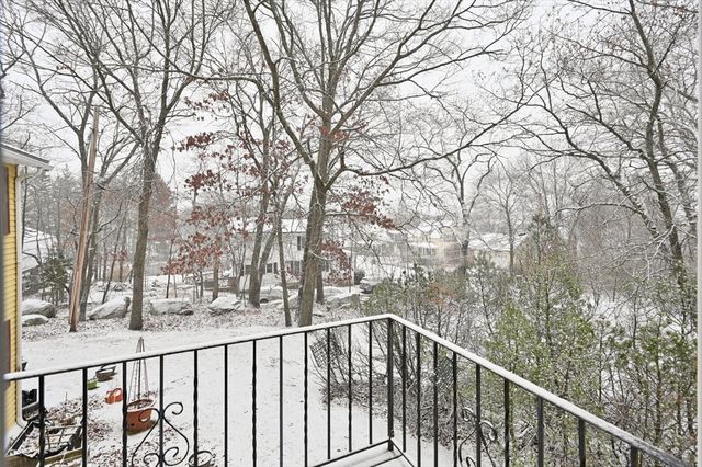 25 Shea 8, Dracut, MA 01826