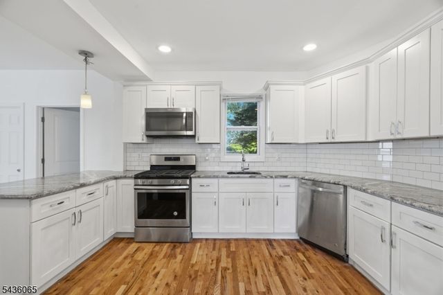 118 W 2Nd St, Clifton City, NJ 07011