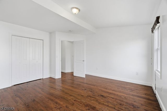 118 W 2Nd St, Clifton City, NJ 07011