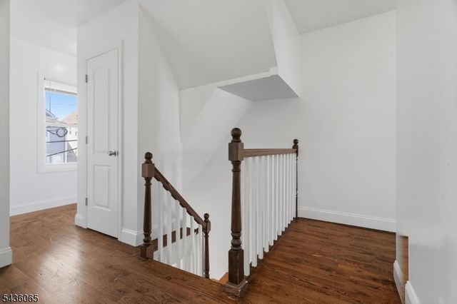 118 W 2Nd St, Clifton City, NJ 07011