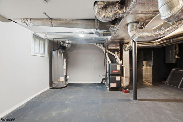 118 W 2Nd St, Clifton City, NJ 07011