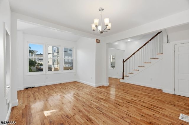 118 W 2Nd St, Clifton City, NJ 07011