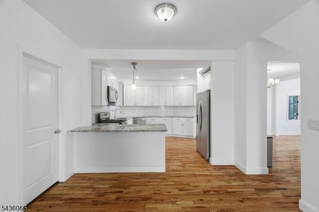 118 W 2Nd St, Clifton City, NJ 07011
