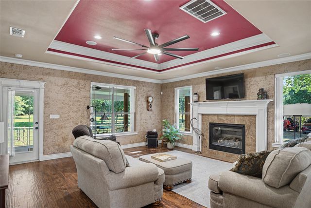 101 Friendship Circle, West Tawakoni, TX 75474