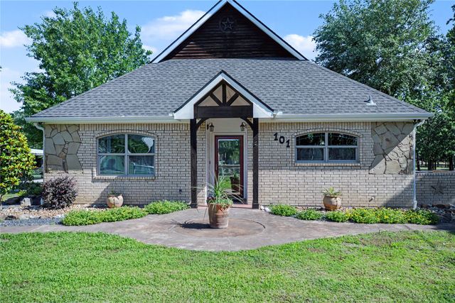 101 Friendship Circle, West Tawakoni, TX 75474