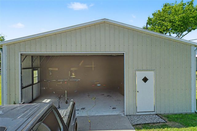 101 Friendship Circle, West Tawakoni, TX 75474