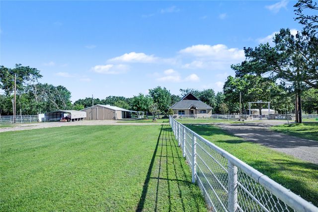 101 Friendship Circle, West Tawakoni, TX 75474