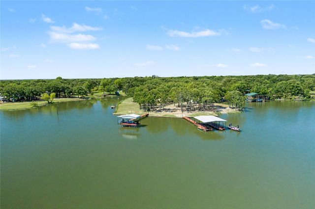 101 Friendship Circle, West Tawakoni, TX 75474