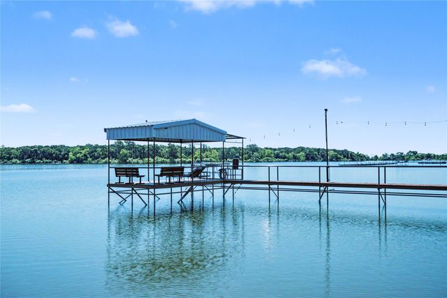 101 Friendship Circle, West Tawakoni, TX 75474