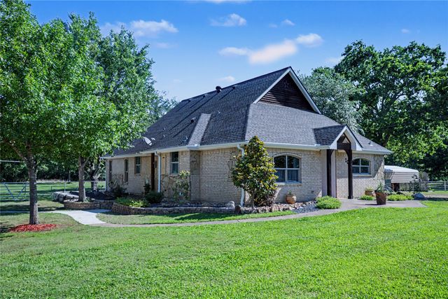 101 Friendship Circle, West Tawakoni, TX 75474