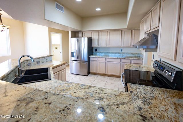 11119 N Desert Flower Drive, Oro Valley, AZ 85737