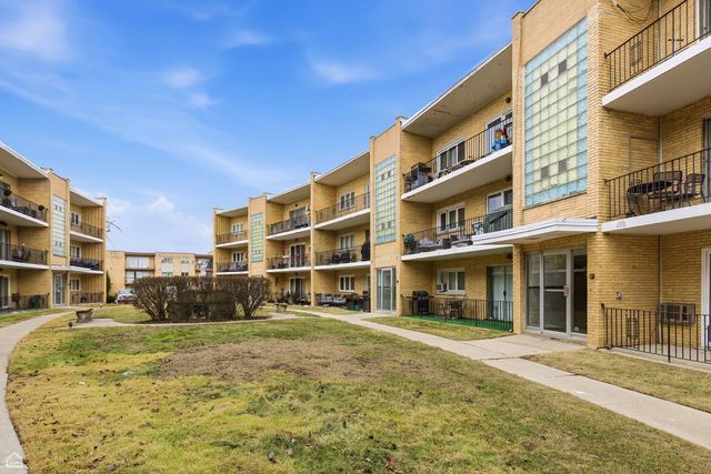 10300 S Pulaski Road 110A, Oak Lawn, IL 60453