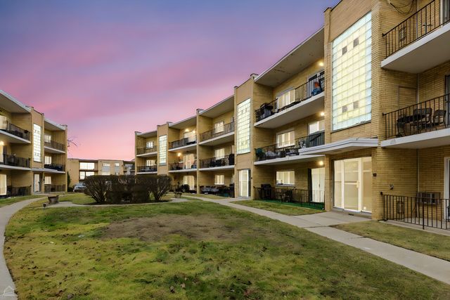 10300 S Pulaski Road 110A, Oak Lawn, IL 60453