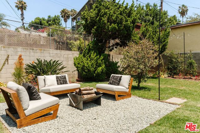 655 N La Fayette Park Place, Los Angeles, CA 90026