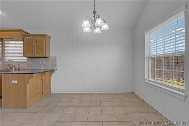 1110 E 146th Court S, Glenpool, OK 74033