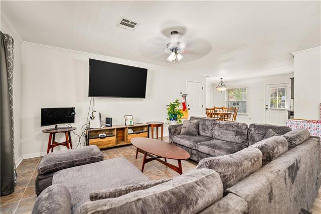 235 ELAINE Road, Dry Prong, LA 71423