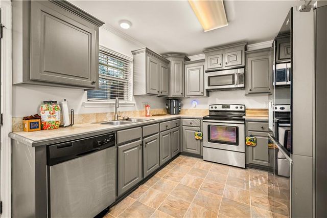 235 ELAINE Road, Dry Prong, LA 71423