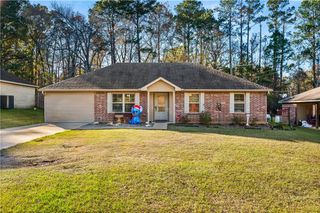 235 ELAINE Road, Dry Prong, LA 71423