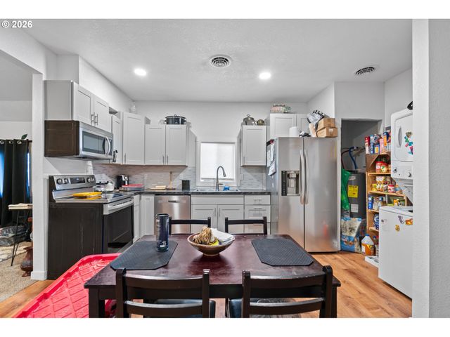 105 ARCADE St, Lexington, OR 97839