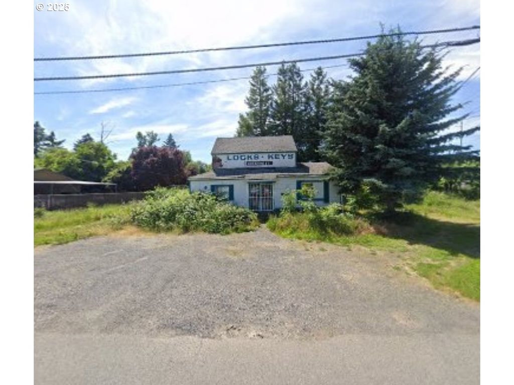 9301 Se WICHITA Ave, Milwaukie, OR 97222