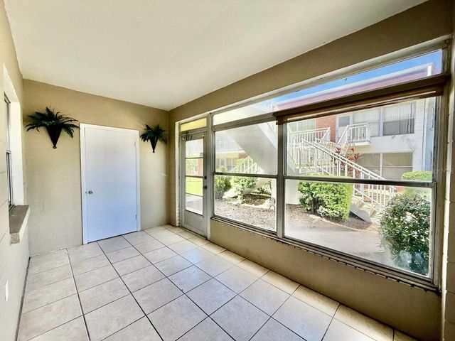 3460 32ND AVENUE N 101B, St Petersburg, FL 33713