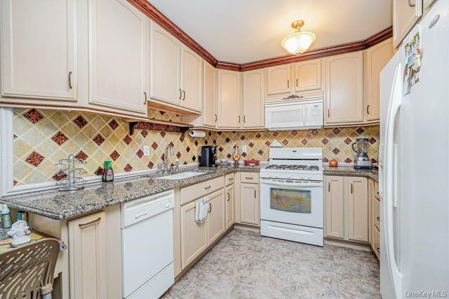 2265 Gerritsen Avenue 5C, Brooklyn, NY 11229