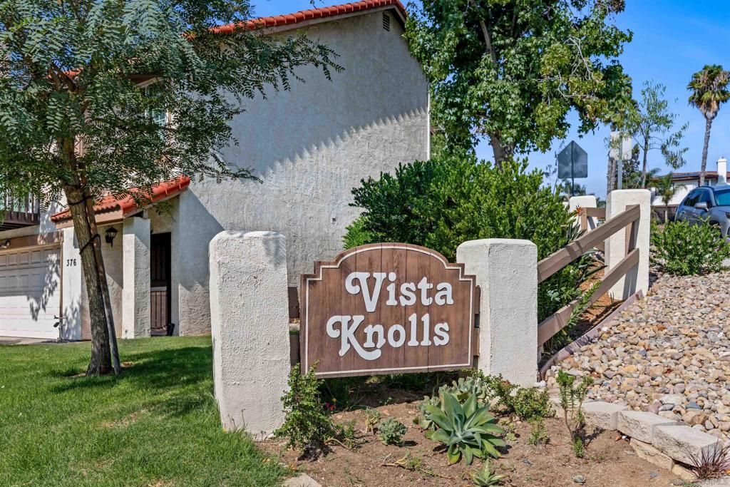 321 Windy Ln, Vista, CA 92083 — photo 2