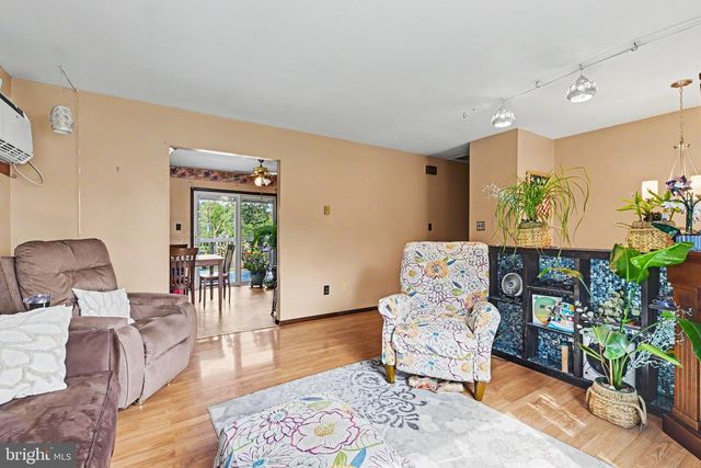 1560 SELTZER CT, Mechanicsburg, PA 17050