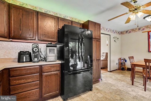 1560 SELTZER CT, Mechanicsburg, PA 17050