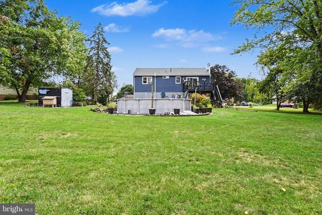 1560 SELTZER CT, Mechanicsburg, PA 17050