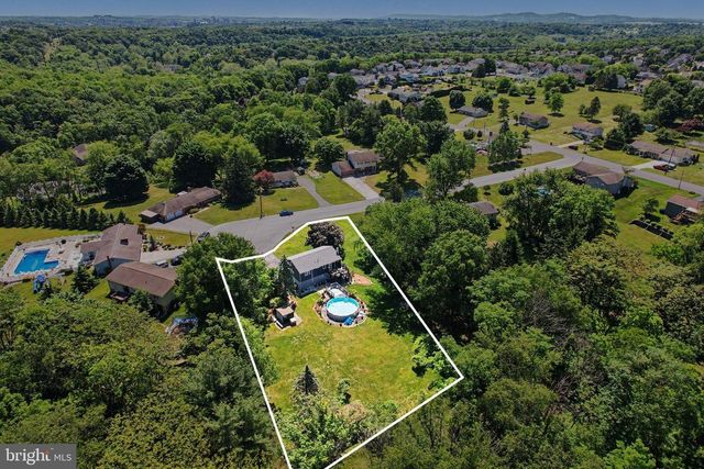 1560 SELTZER CT, Mechanicsburg, PA 17050