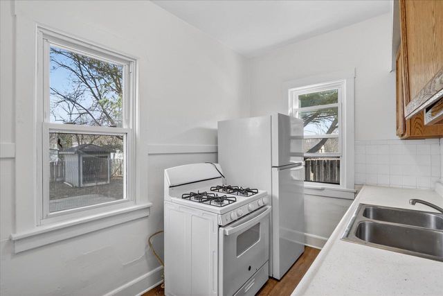 905 W Grand Avenue, Beloit, WI 53511