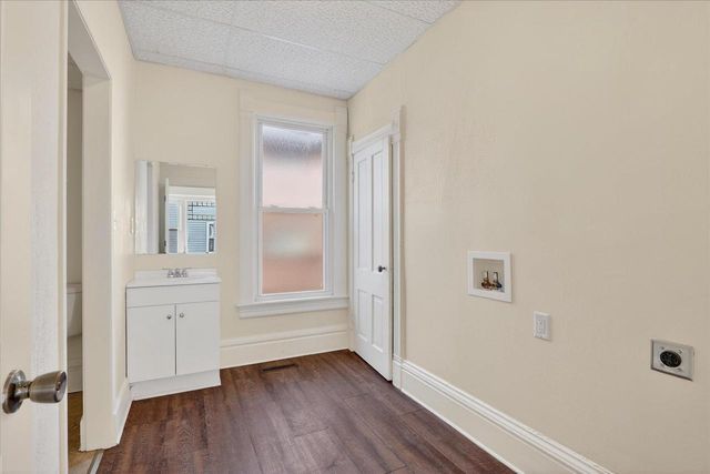 905 W Grand Avenue, Beloit, WI 53511