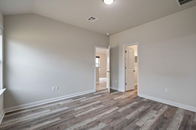 8214 Cottage Rose DR, Austin, TX 78744