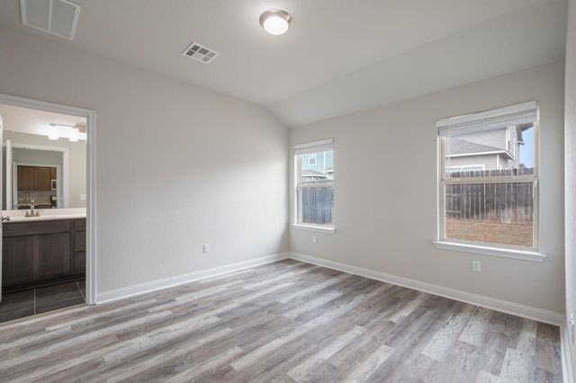 8214 Cottage Rose DR, Austin, TX 78744