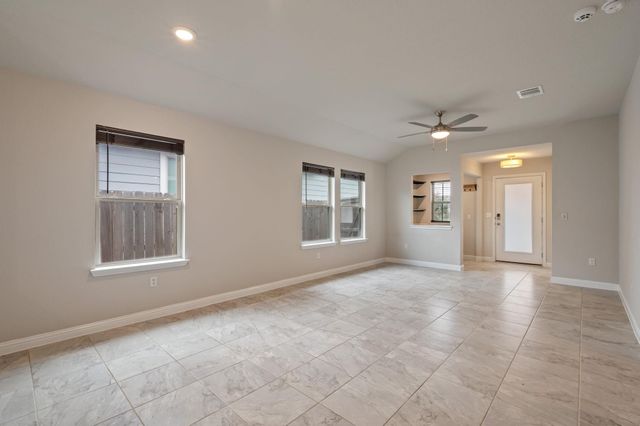 8214 Cottage Rose DR, Austin, TX 78744