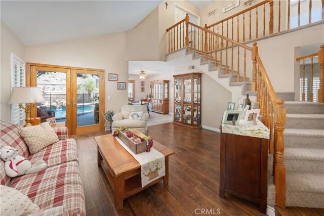 21725 Jeffers Lane, Saugus, CA 91350