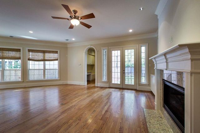 4324 Ione Street, Bellaire, TX 77401