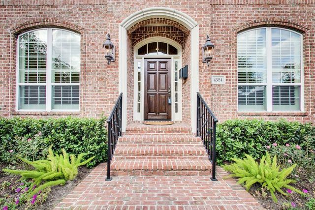 4324 Ione Street, Bellaire, TX 77401