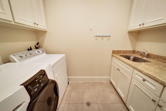 4324 Ione Street, Bellaire, TX 77401