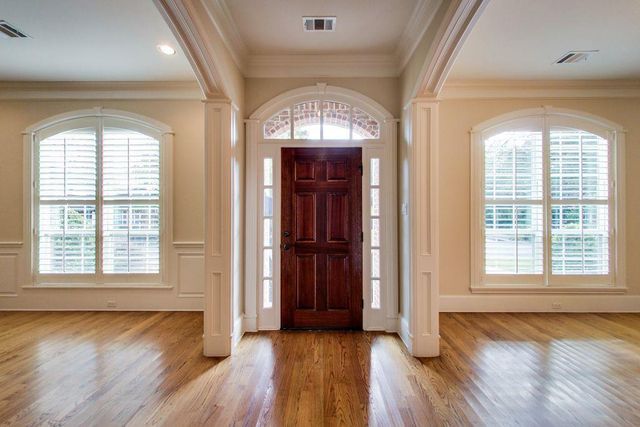 4324 Ione Street, Bellaire, TX 77401