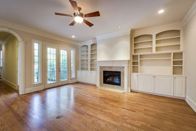 4324 Ione Street, Bellaire, TX 77401