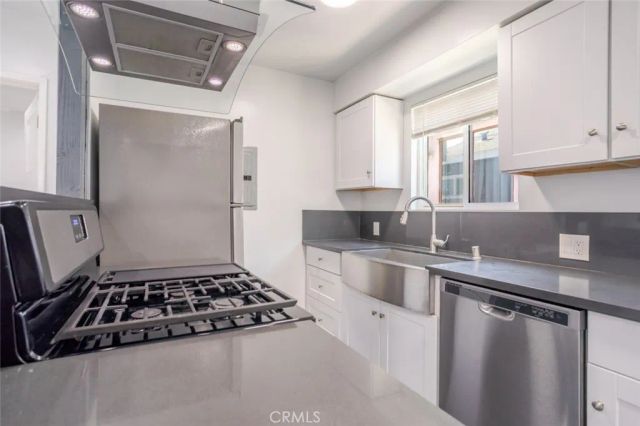 3106 W Victory B, Burbank, CA 91505